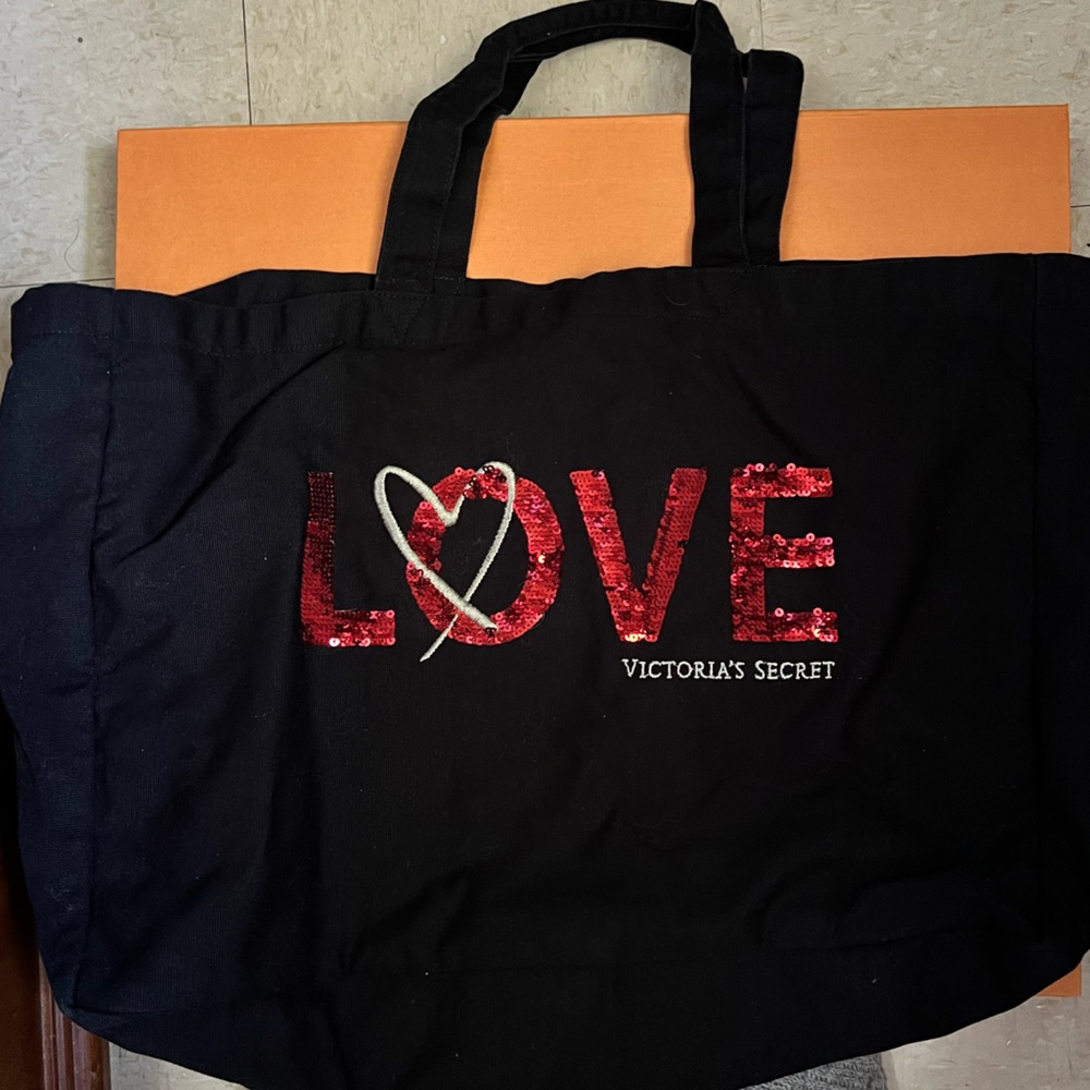 Victoria Secret large bags both together